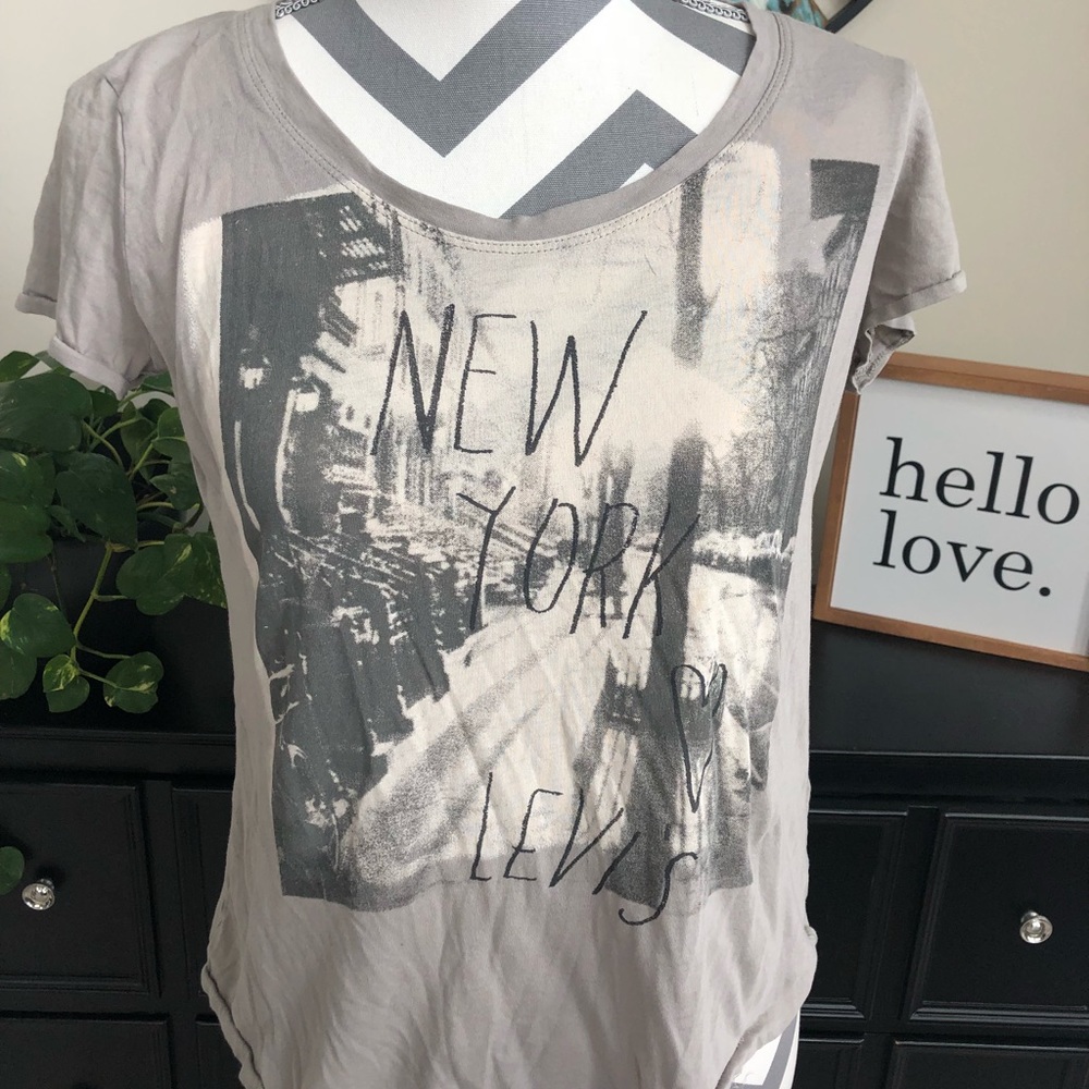 Levi’s Short Sleeve T-Shirt